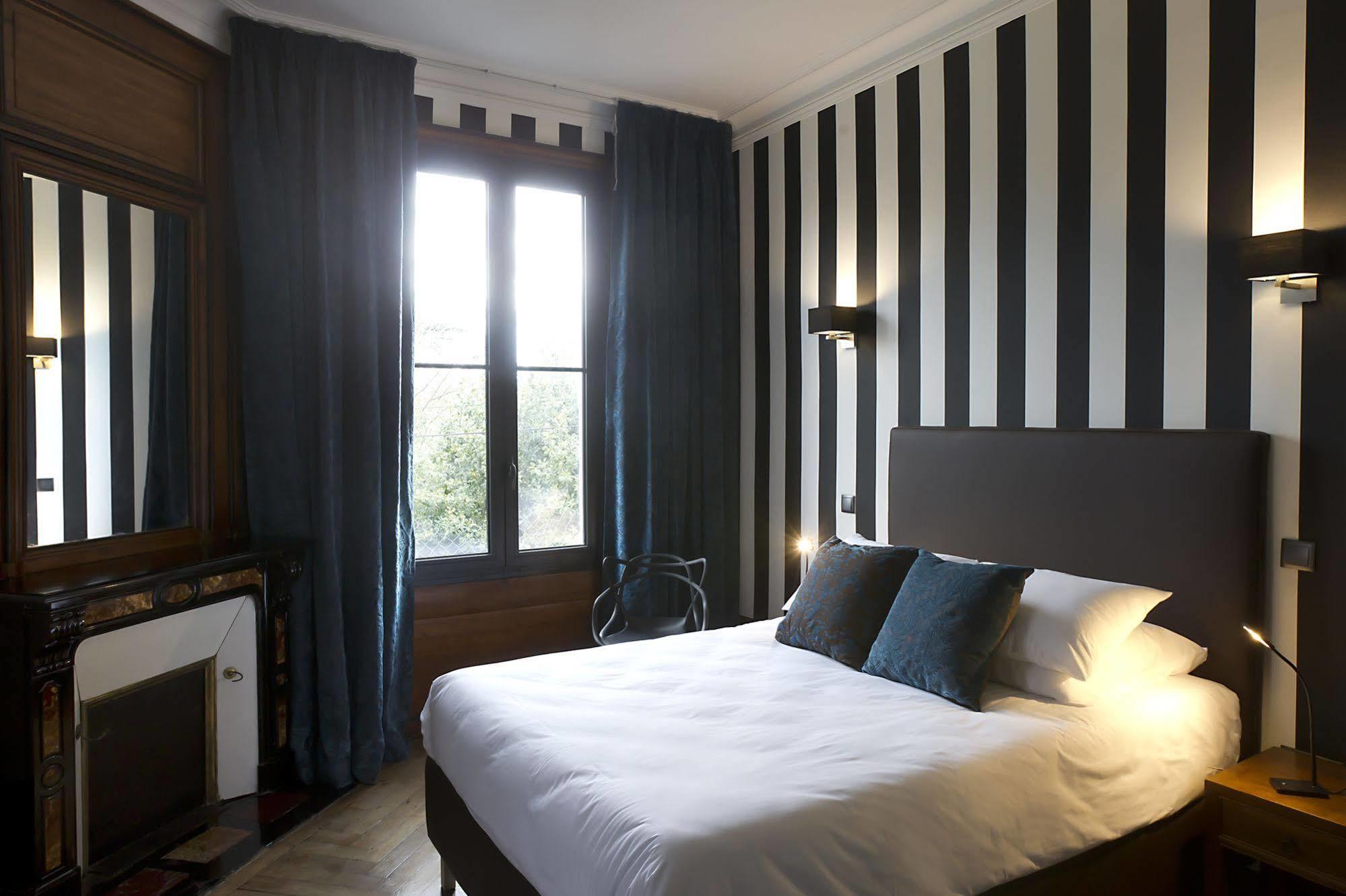 Boutique Hotel Valezieux Рошкорбон Екстериор снимка