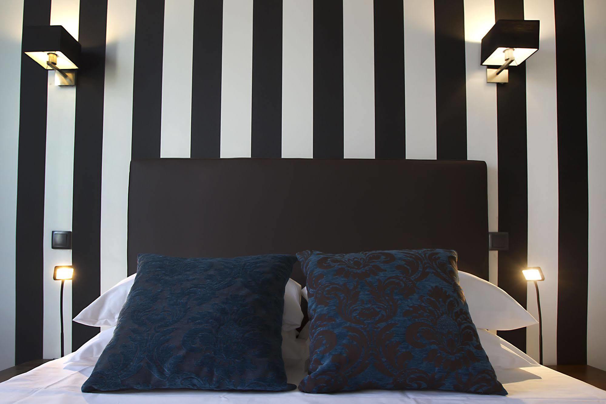 Boutique Hotel Valezieux Рошкорбон Екстериор снимка